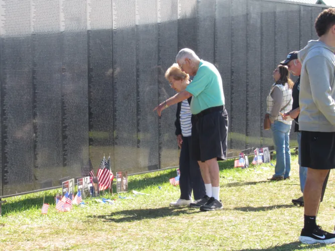 Story and Slideshow: Wall That Heals Wraps Up Ohio Valley Stay